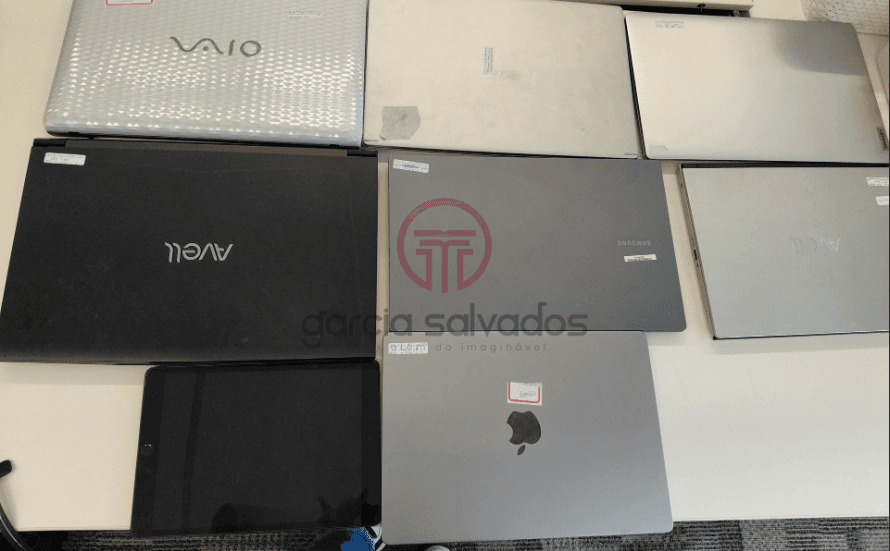 Lote 1647 - DIVERSOS
